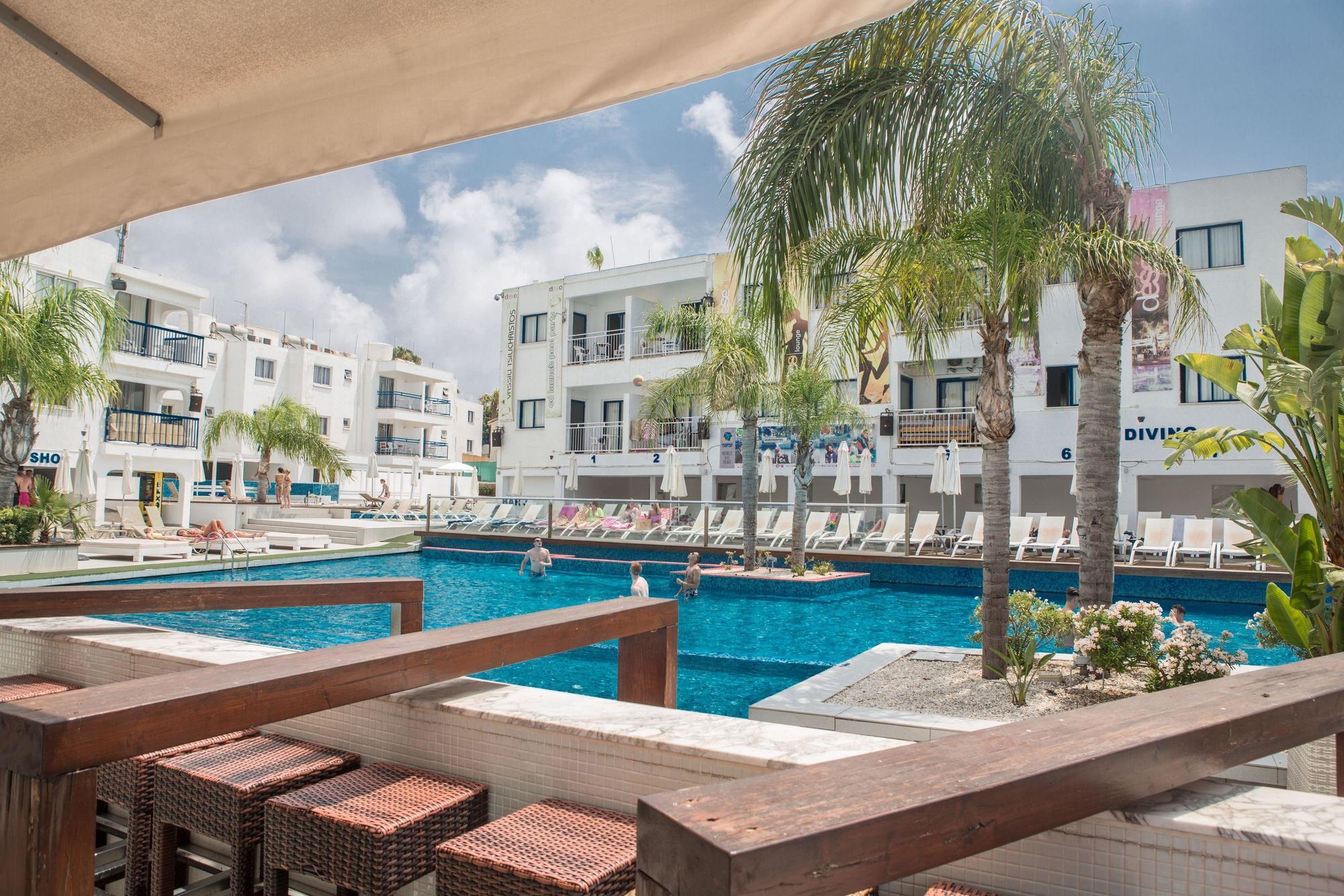 Tsokkos Holidays Hotel Apartments Agia Napa Buitenkant foto