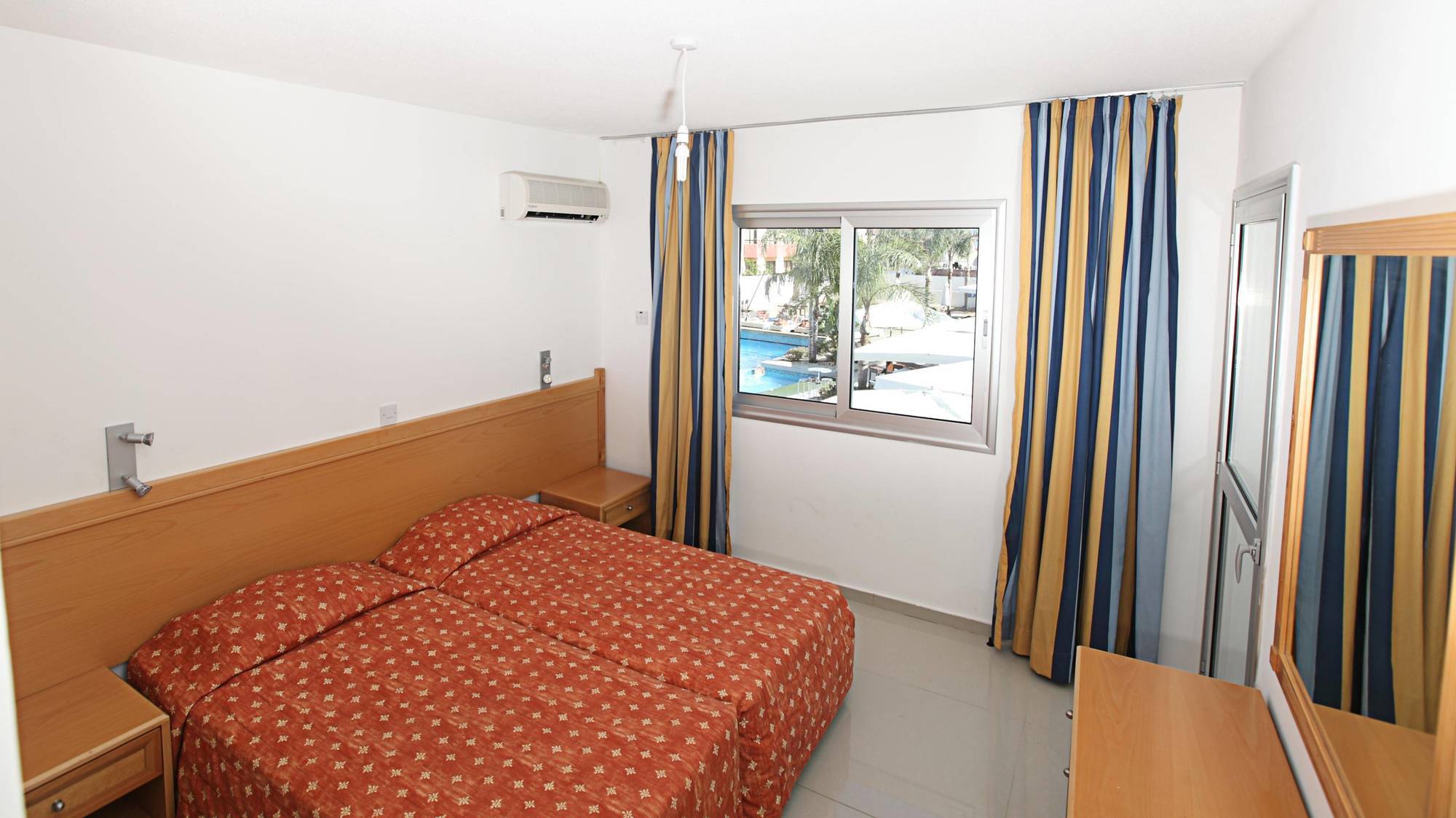Tsokkos Holidays Hotel Apartments Agia Napa Buitenkant foto